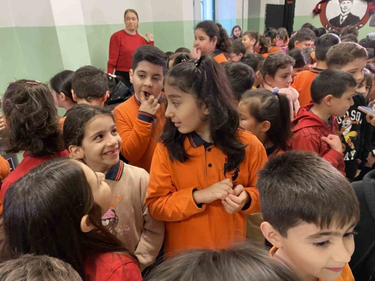 OKULLARDA ARA TATİL SONRASI İLK DERS BAŞLADI