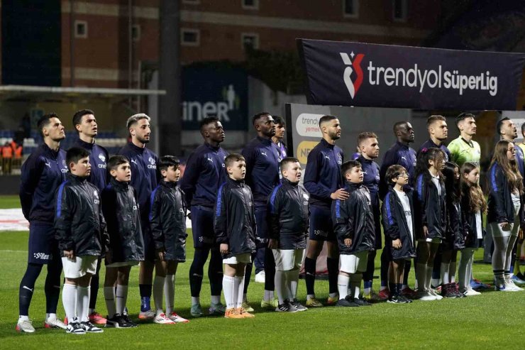 TRENDYOL SÜPER LİG: KASIMPAŞA: 1 - BEŞİKTAŞ: 0 (MAÇ DEVAM EDİYOR)