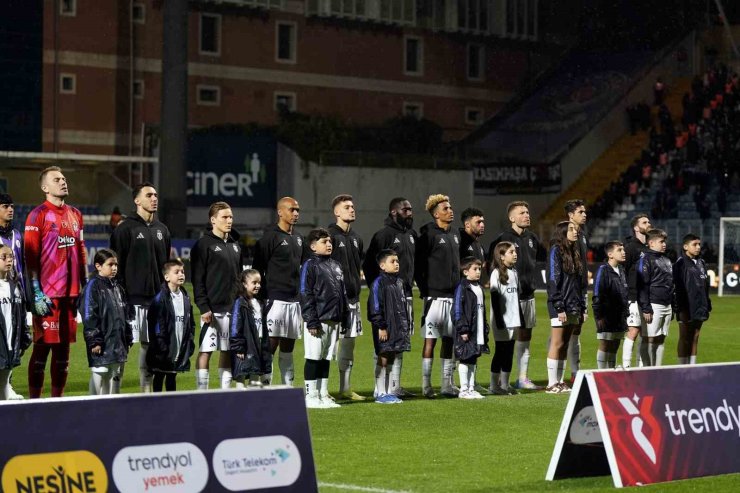 TRENDYOL SÜPER LİG: KASIMPAŞA: 1 - BEŞİKTAŞ: 0 (MAÇ DEVAM EDİYOR)