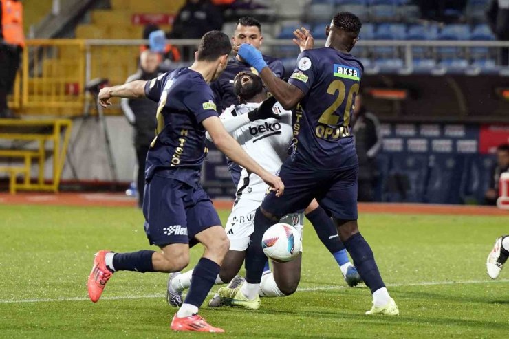 TRENDYOL SÜPER LİG: KASIMPAŞA: 1 - BEŞİKTAŞ: 1 (MAÇ SONUCU)