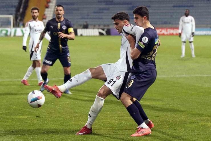 TRENDYOL SÜPER LİG: KASIMPAŞA: 1 - BEŞİKTAŞ: 1 (MAÇ SONUCU)