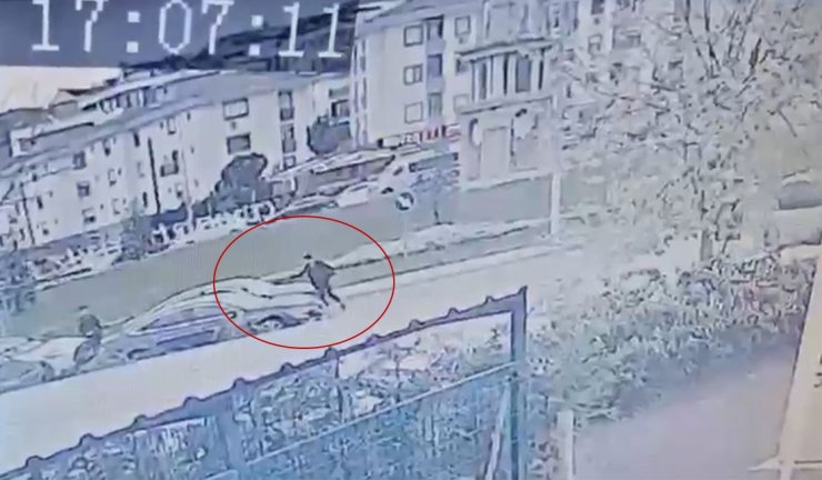 SANCAKTEPE’DE YOL VERME TARTIŞMASI KANLI BİTTİ: İŞ ADAMI SİLAHINA DAVRANDI