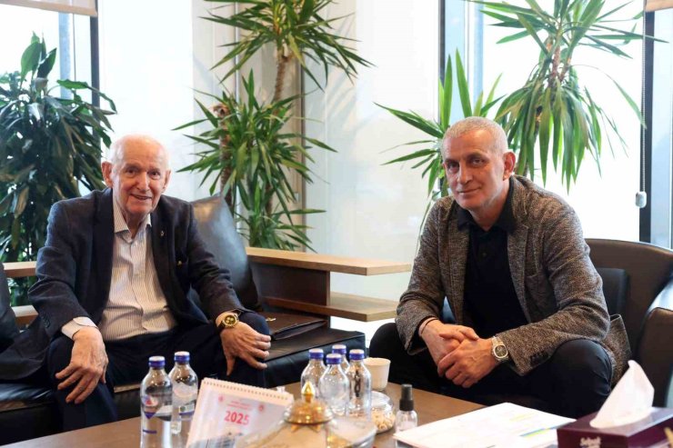 TFF MÜZESİ’NDE ŞENES ERZİK KÖŞESİ AÇILDI