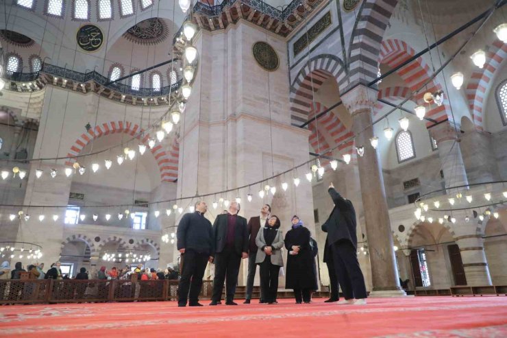 AK PARTİ’DEN MİMAR SİNAN’A VEFA ZİYARETİ