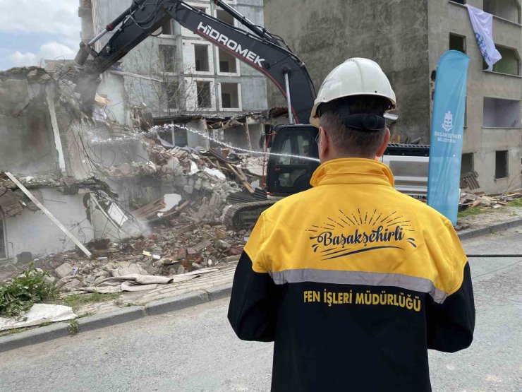 BAŞAKŞEHİR ZİYA GÖKALP MAHALLESİ’NDE KENTSEL DÖNÜŞÜM ÇALIŞMASI DEVAM EDİYOR