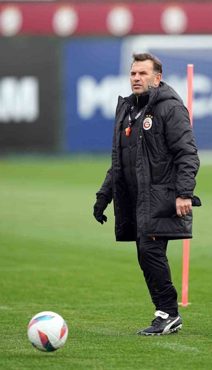 GALATASARAY, SAMSUNSPOR MAÇI HAZIRLIKLARINA DEVAM ETTİ