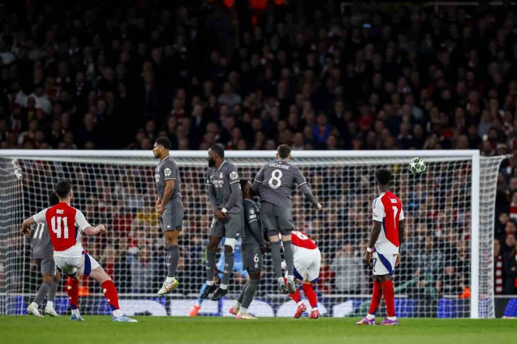 ŞAMPİYONLAR LİGİ’NDE ÇEYREK FİNAL HEYECANI 2 MAÇLA BAŞLADI