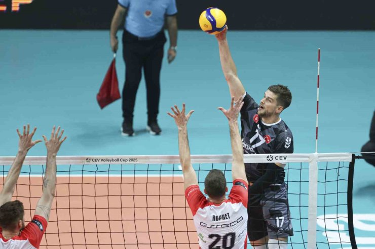 ZİRAAT BANKKART CEV KUPASI ŞAMPİYONU