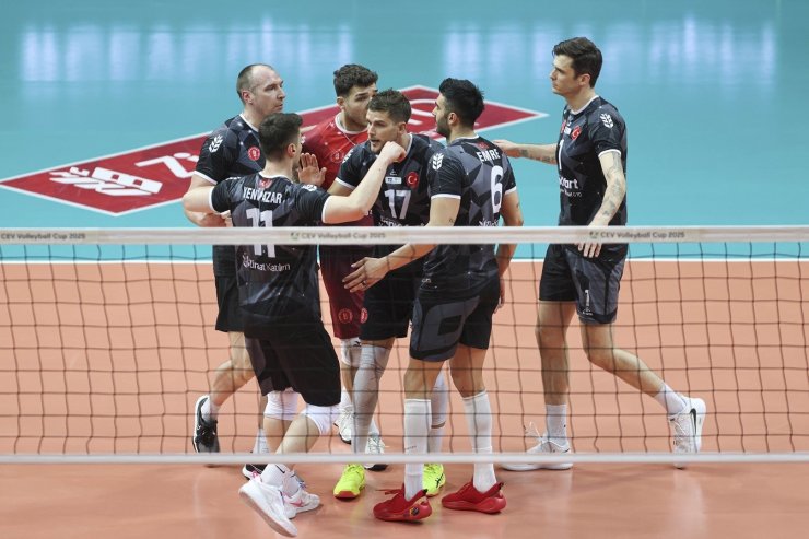 ZİRAAT BANKKART CEV KUPASI ŞAMPİYONU