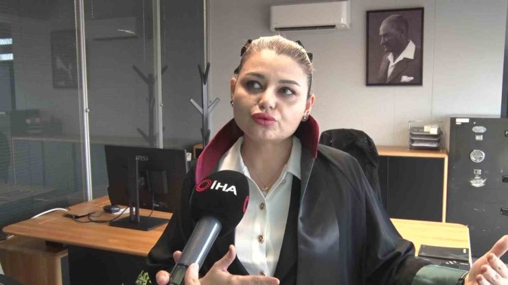 YILLARDIR MANEVİ DEDESİ OLARAK BİLDİĞİ KİŞİNİN ÖZ BABASI OLDUĞUNU ÖĞRENDİ