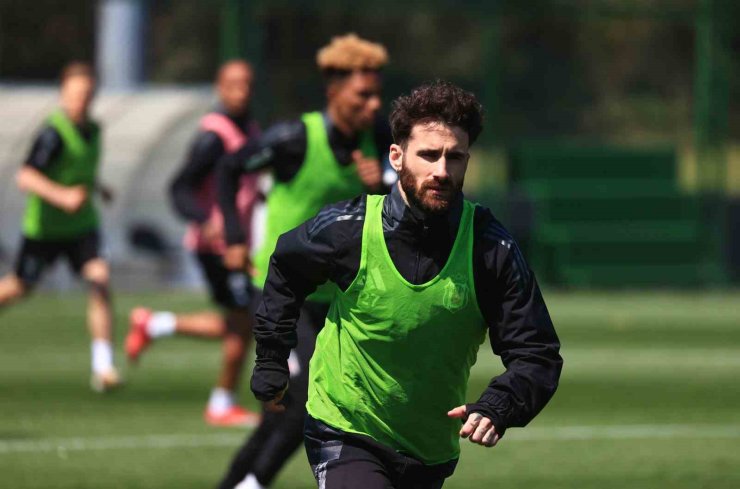 BEŞİKTAŞ, BAŞAKŞEHİR MAÇININ HAZIRLIKLARINI SÜRDÜRDÜ