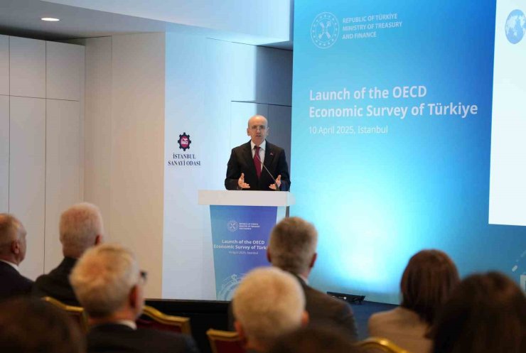 BAKAN ŞİMŞEK: "ENFLASYONU DÜŞÜRMEYİ BAŞARACAĞIZ"