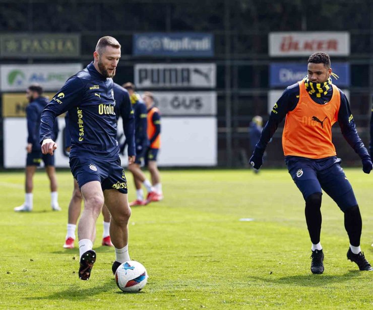 FENERBAHÇE’DE, SİVASSPOR MAÇI HAZIRLIKLARI DEVAM ETTİ