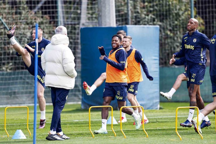 FENERBAHÇE’DE, SİVASSPOR MAÇI HAZIRLIKLARI DEVAM ETTİ