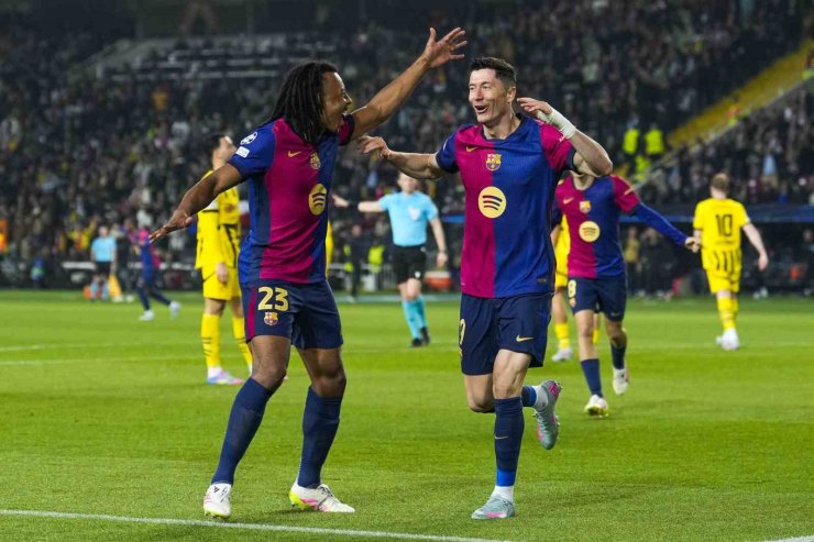BARCELONA YARI FİNAL KAPISINI ARALADI