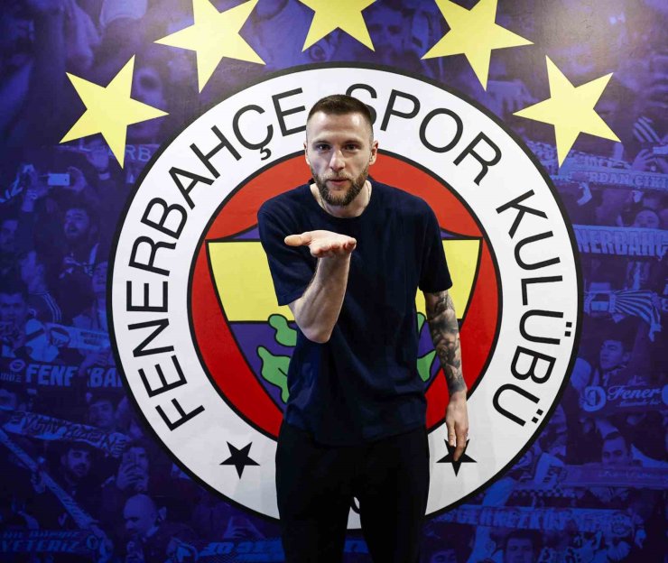 MİLAN SKRİNİAR: "SEZON SONUNA KADAR ELİMDEN GELENİN EN İYİSİNİ YAPACAĞIM"