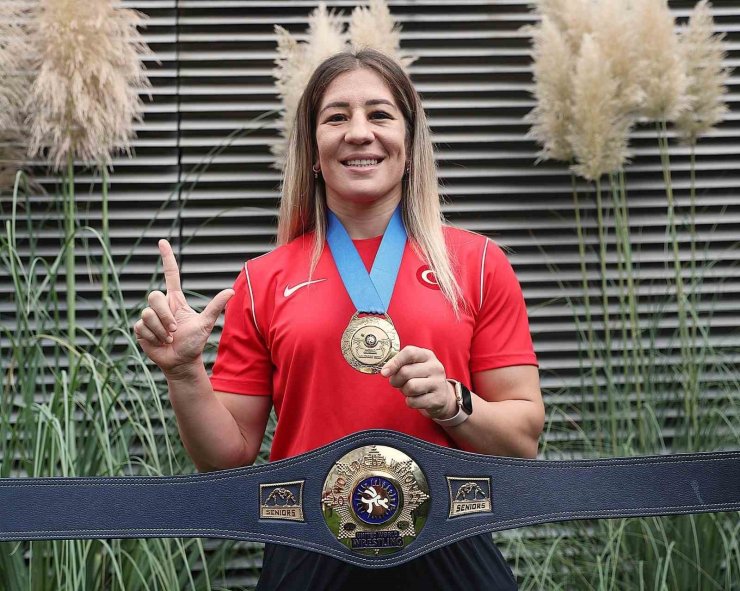 YASEMİN ADAR YİĞİT, MİNDERE VEDA ETTİ