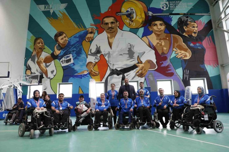 BAĞCILAR BELEDİYESİ SPORCULARI MADALYALARI TOPLADI