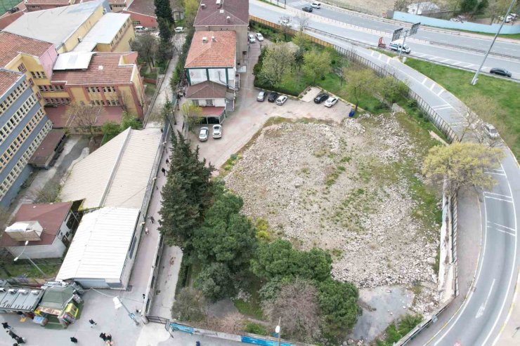 İMAMOĞLU AVCILAR’DAKİ HASARLI CAMİYİ YAPTIRACAĞINA SÖZ VERİP YIKTIRMIŞTI