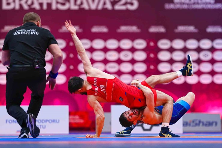 KEREM KAMAL, AVRUPA ŞAMPİYONU