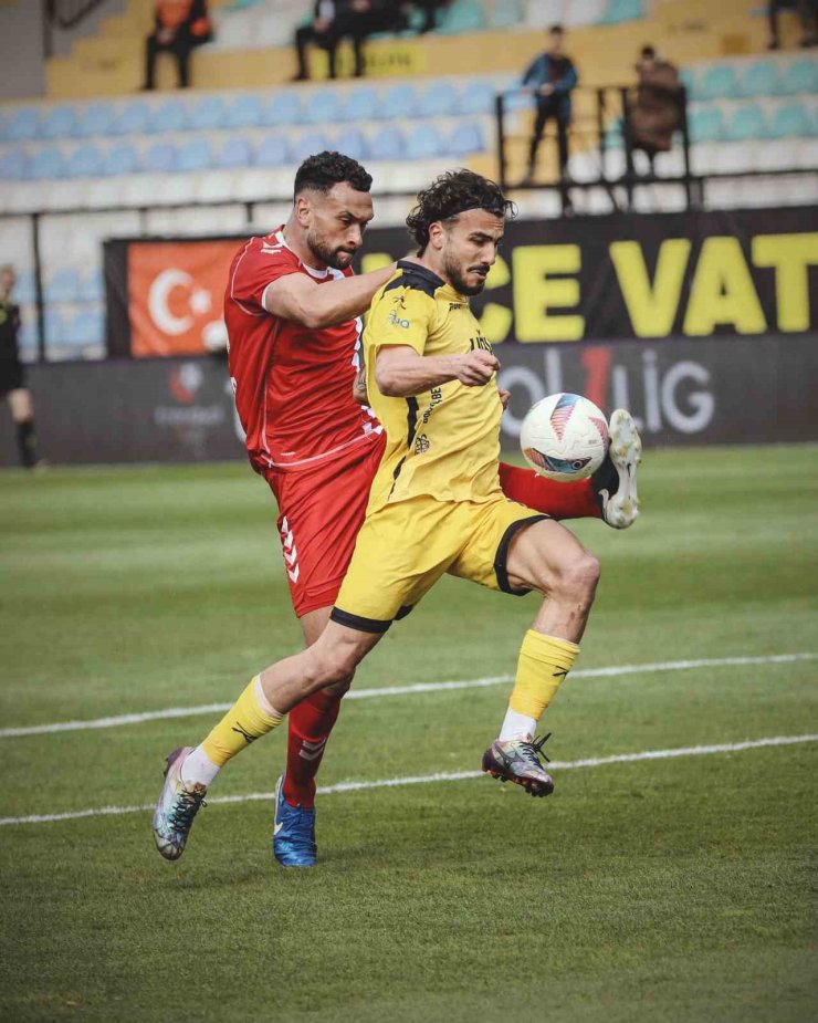 TRENDYOL 1. LİG: İSTANBULSPOR: 0 - ANKARA KEÇİÖRENGÜCÜ: 2