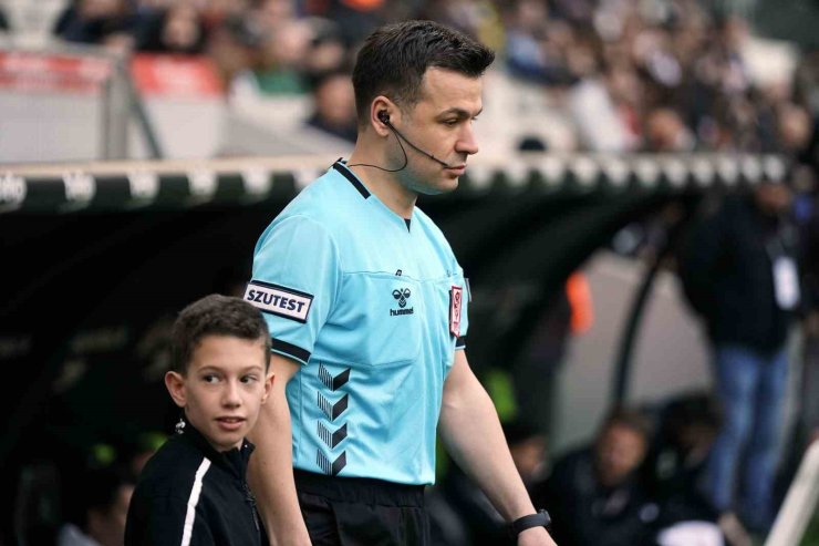 TRENDYOL SÜPER LİG: BEŞİKTAŞ: 0 - BAŞAKŞEHİR: 0 (MAÇ DEVAM EDİYOR)