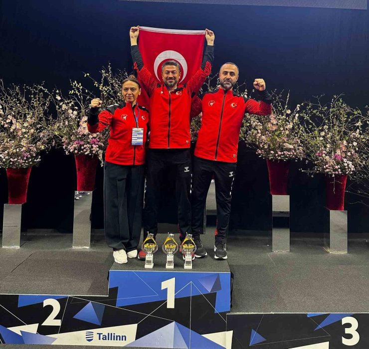 YILDIZ MİLLİ TAEKWONDO TAKIMI ŞAMPİYON OLDU