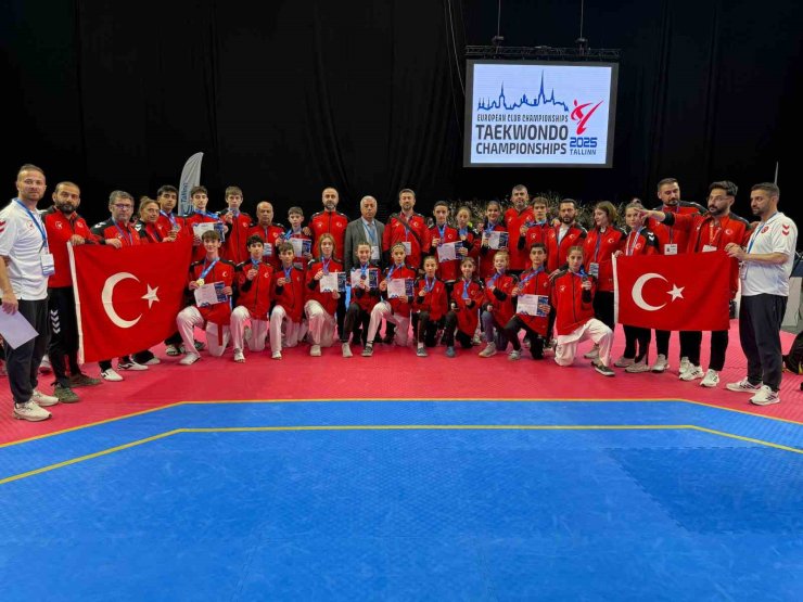 YILDIZ MİLLİ TAEKWONDO TAKIMI ŞAMPİYON OLDU