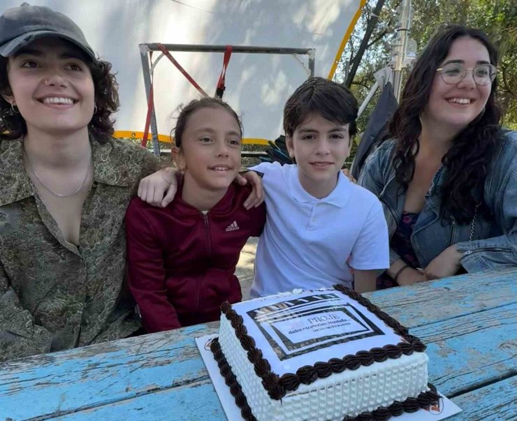 GENÇ YETENEK MUSTAFA KONAK’IN 20. PROJESİNDE SÜRPRİZ