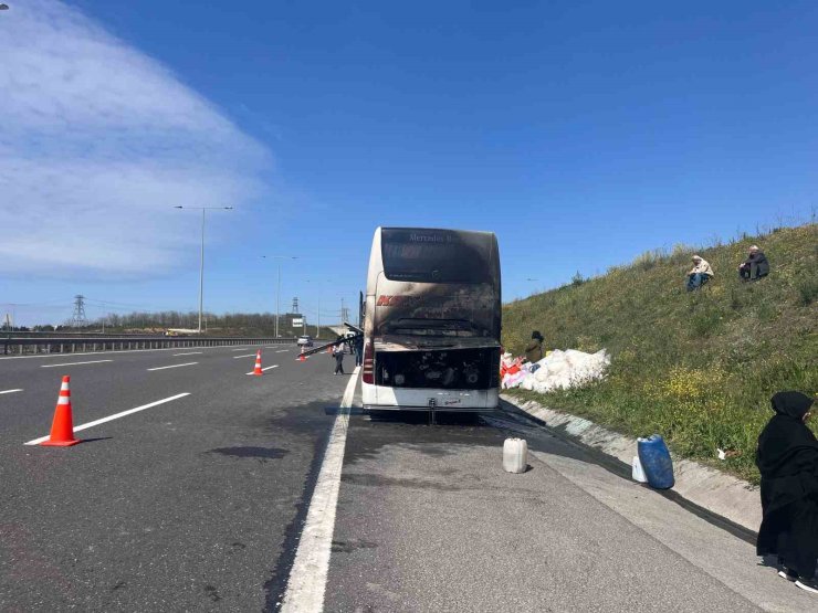 KUZEY MARMARA OTOYOLU’NDA YOLCU OTOBÜSÜNDE YANGIN