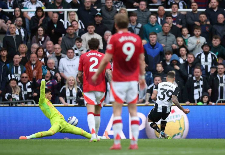 ALTAY BAYDINDIR, PREMİER LİG’DE İLK KEZ OYNADI