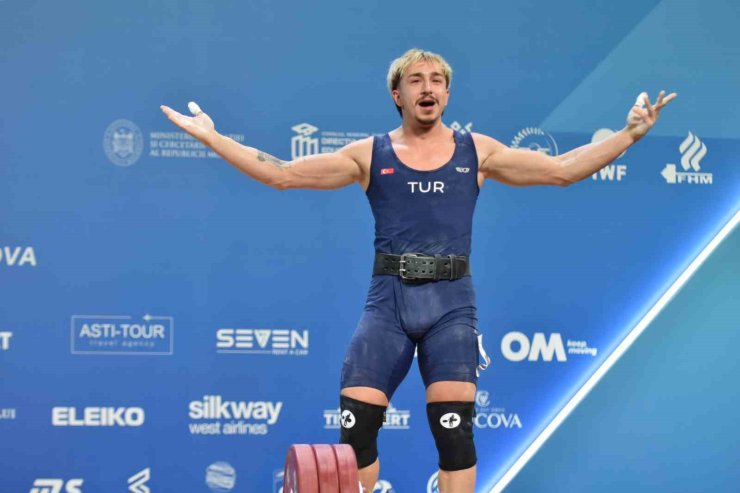 MİLLİ HALTERCİ YUSUF FEHMİ GENÇ’TEN REKORLAR GELEN AVRUPA ŞAMPİYONLUĞU