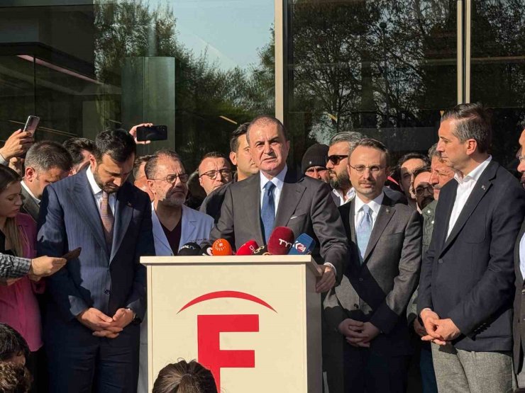 AK PARTİ SÖZCÜSÜ ÖMER ÇELİK, SIRRI SÜREYYA ÖNDER’İ HASTANEDE ZİYARET ETTİ