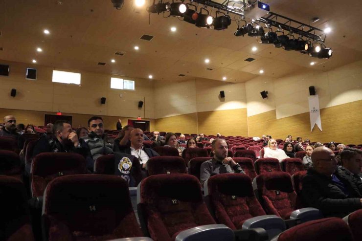 MALTEPE BELEDİYESİ’NDEN ‘STRES YÖNETİMİ VE ÖFKE KONTROLÜ’ EĞİTİMİ