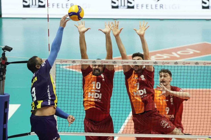 EFELER LİGİ’NDE İKİNCİ FİNALİST GALATASARAY