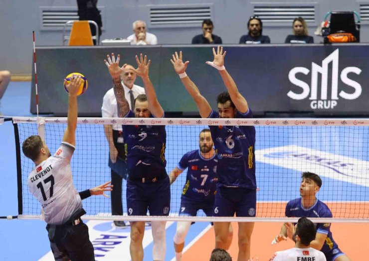 ZİRAAT BANKKART, EFELER LİGİ’NDE FİNALDE