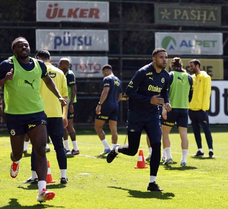 FENERBAHÇE, KAYSERİSPOR MAÇI HAZIRLIKLARINI SÜRDÜRDÜ