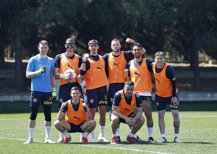 FENERBAHÇE, KAYSERİSPOR MAÇI HAZIRLIKLARINI SÜRDÜRDÜ