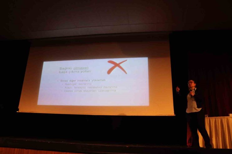 MALTEPE BELEDİYESİ’NDEN ‘STRES YÖNETİMİ VE ÖFKE KONTROLÜ’ EĞİTİMİ