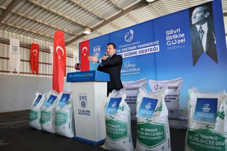 SİLİVRİ’DE TABAN GÜBRESİ DAĞITIM TÖRENİ DÜZENLENDİ