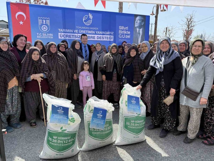 SİLİVRİ BELEDİYESİ’NDEN KADIN TARIM ÜRETİCİLERİNE ÜCRETSİZ GÜBRE DESTEĞİ