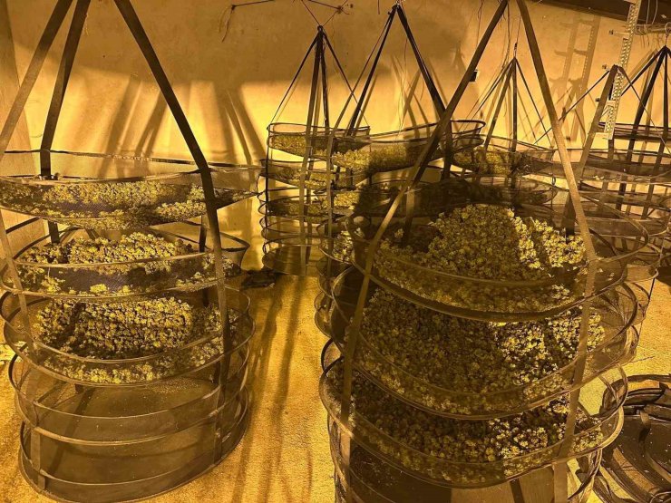 DÖRT BÜYÜK KÜRESEL UYUŞTURUCU KARTELİNİN ÇÖKERTİLDİĞİ OPERASYONDAN ÇARPICI DETAYLAR