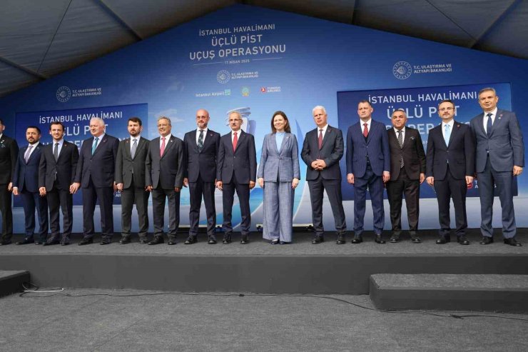 İSTANBUL HAVALİMANI’NDA TARİHİ GÜN