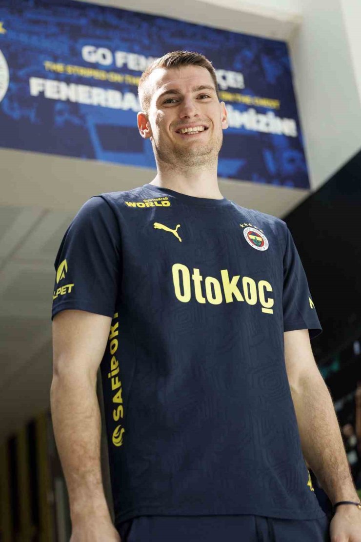 DOMİNİK LİVAKOVİC: "SEZON SONUNA KADAR, SON ANA KADAR SAVAŞACAĞIZ"