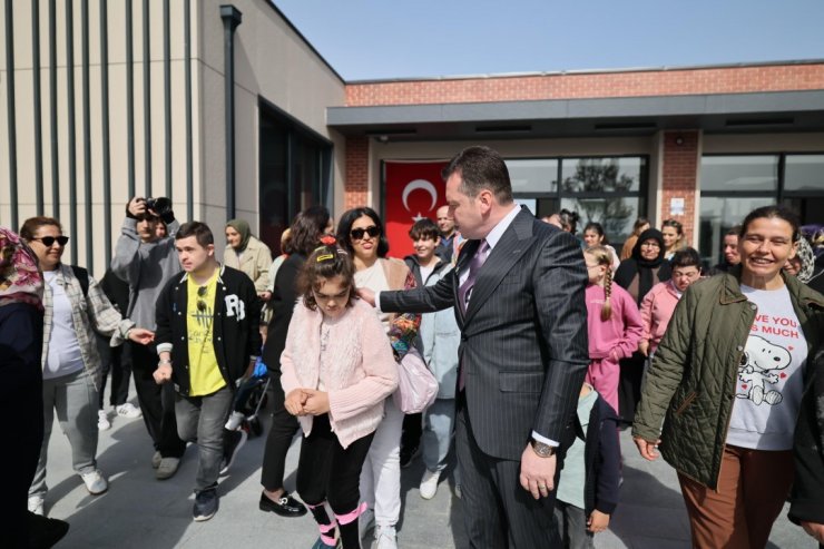 BAŞKAN BORA BALCIOĞLU’NDAN ÖZEL BİREYLER İÇİN EMİRGAN KORUSU GEZİSİ