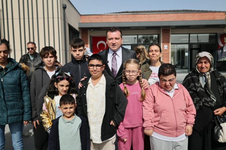 BAŞKAN BORA BALCIOĞLU’NDAN ÖZEL BİREYLER İÇİN EMİRGAN KORUSU GEZİSİ