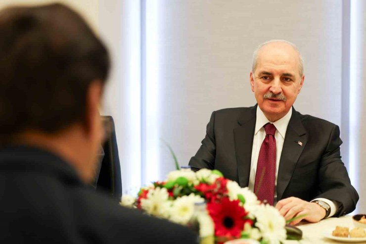 TBMM BAŞKANI NUMAN KURTULMUŞ, İSTANBUL’DA PAKİSTAN ULUSAL MECLİS BAŞKANI SADIK İLE GÖRÜŞTÜ