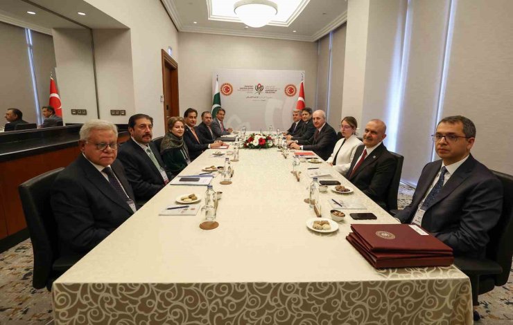 TBMM BAŞKANI NUMAN KURTULMUŞ, İSTANBUL’DA PAKİSTAN ULUSAL MECLİS BAŞKANI SADIK İLE GÖRÜŞTÜ