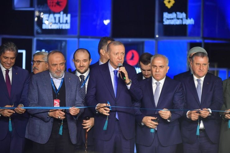 3. ULUSLARARASI YEDİTEPE BİNEALİ SANATSEVERLERLE BULUŞTU