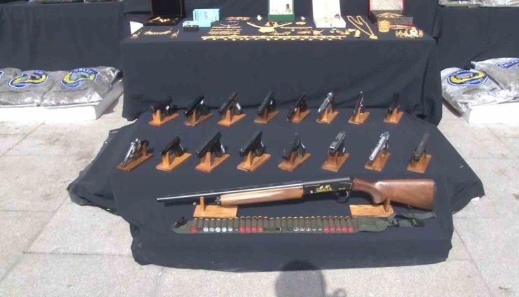 "ORKİNOS - BULUT OPERASYONU’NDA GÖZALTINA ALINAN 240 ŞÜPHELİ ADLİYEYE SEVK EDİLDİ